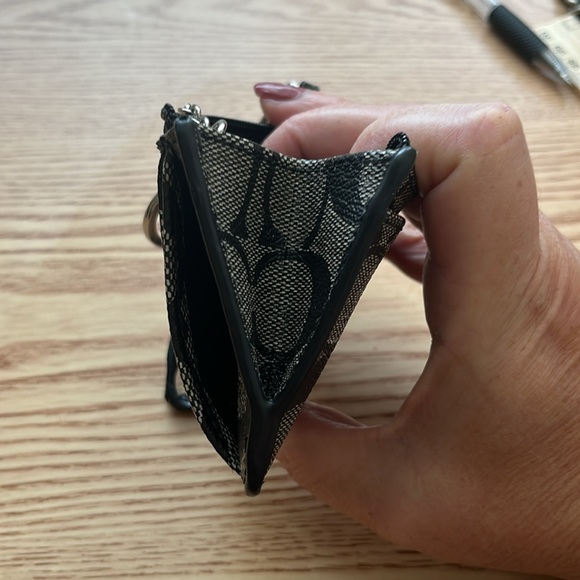 Coach Key and Credit Card Holder - Classic Peyton Print - Picture 5 of 11